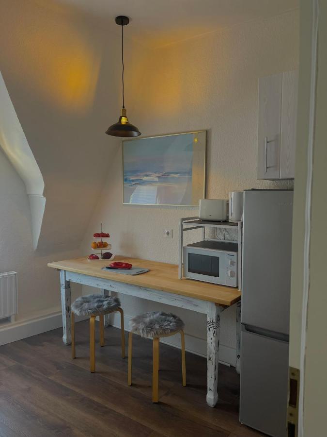 City Apartment, Ferienwohnung 3 Zkdb, Balkon, Dachgeschoss, Naehe Duesseldorf เครเฟลด์ ภายนอก รูปภาพ
