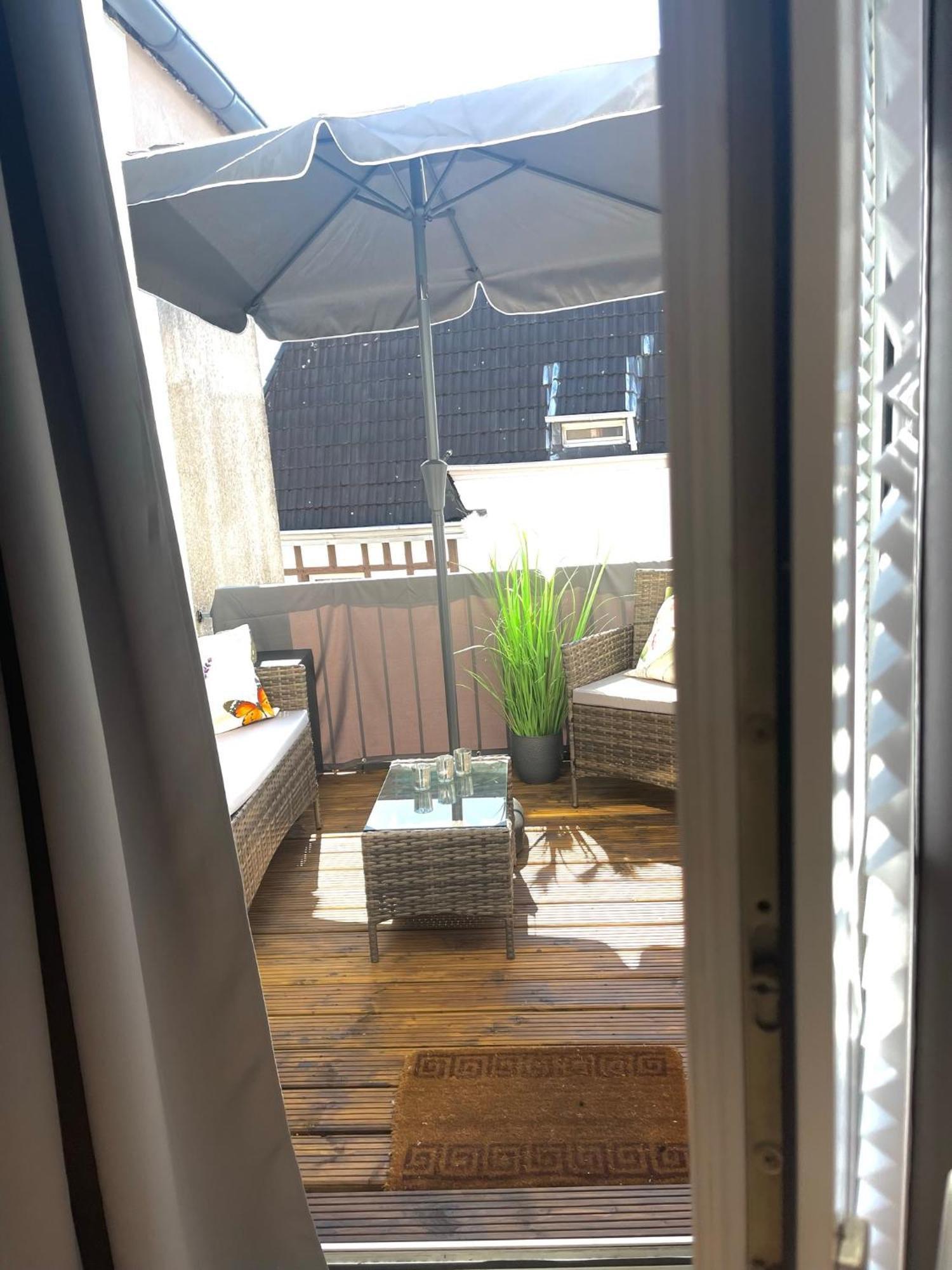 City Apartment, Ferienwohnung 3 Zkdb, Balkon, Dachgeschoss, Naehe Duesseldorf เครเฟลด์ ภายนอก รูปภาพ